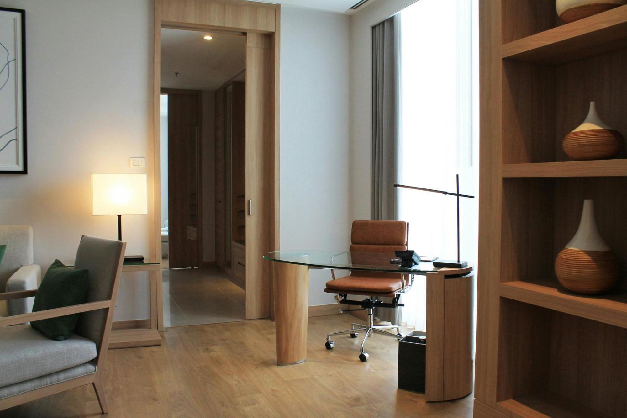 Hotel Courtyard By Marriott Bangkok Exterior foto